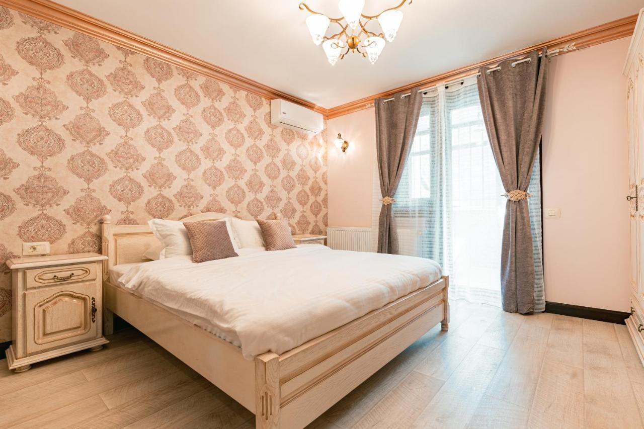 Vila Genia Campulung Moldovenesc Bagian luar foto