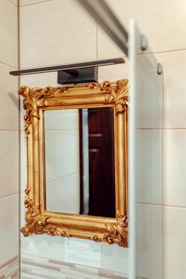 Vila Genia Campulung Moldovenesc Bagian luar foto